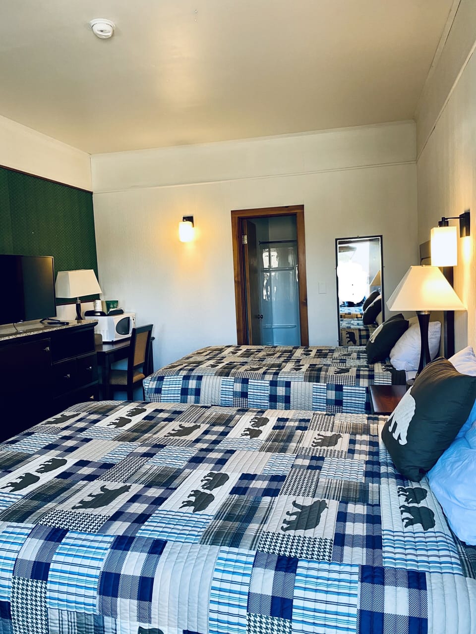 Double Room | Free WiFi, bed sheets