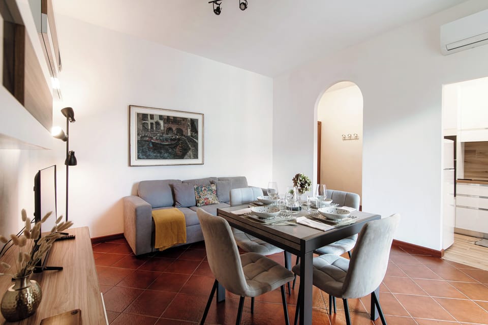 Condo | Dining room