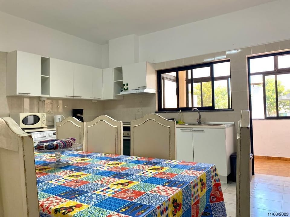 Full-size fridge, microwave