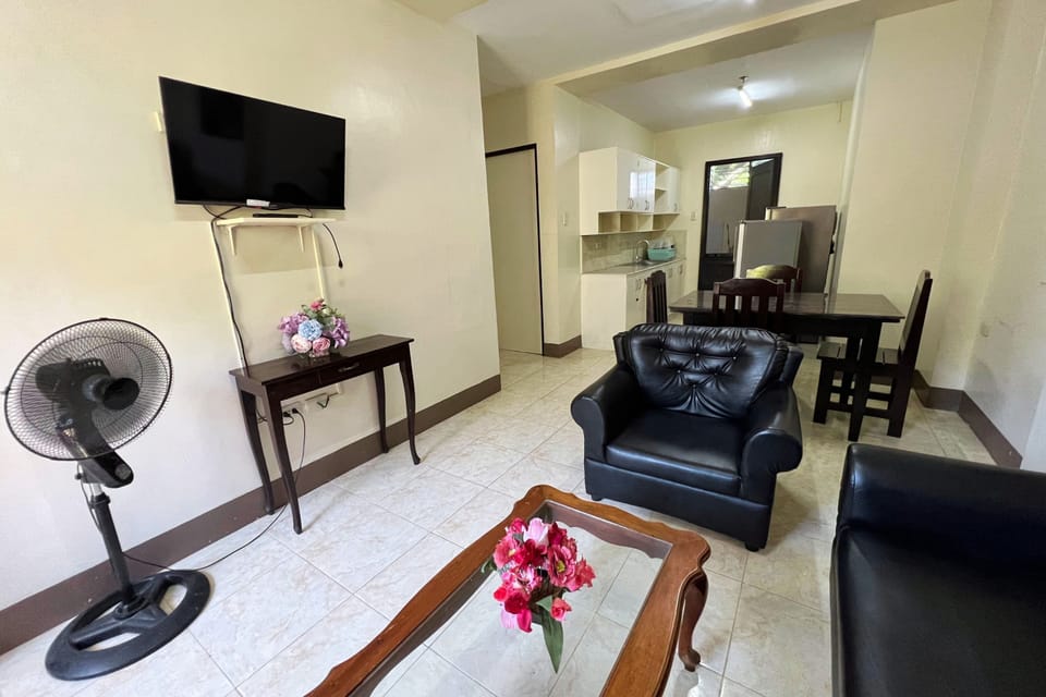 Family Room | Free WiFi, bed sheets