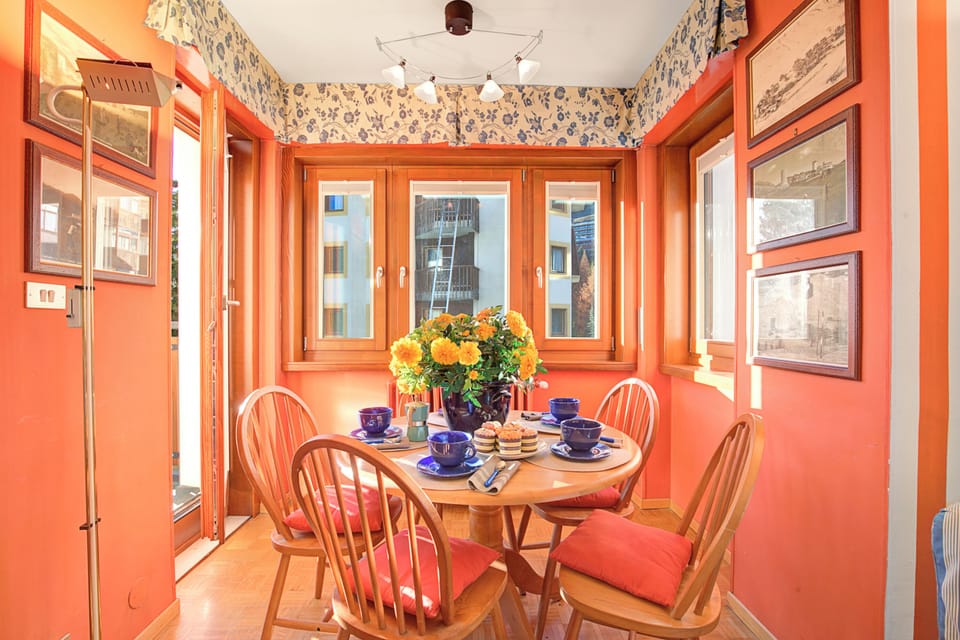 Family Apartment, Multiple Bedrooms (Appartamento Fraiteve Ski In Ski Out) | Dining