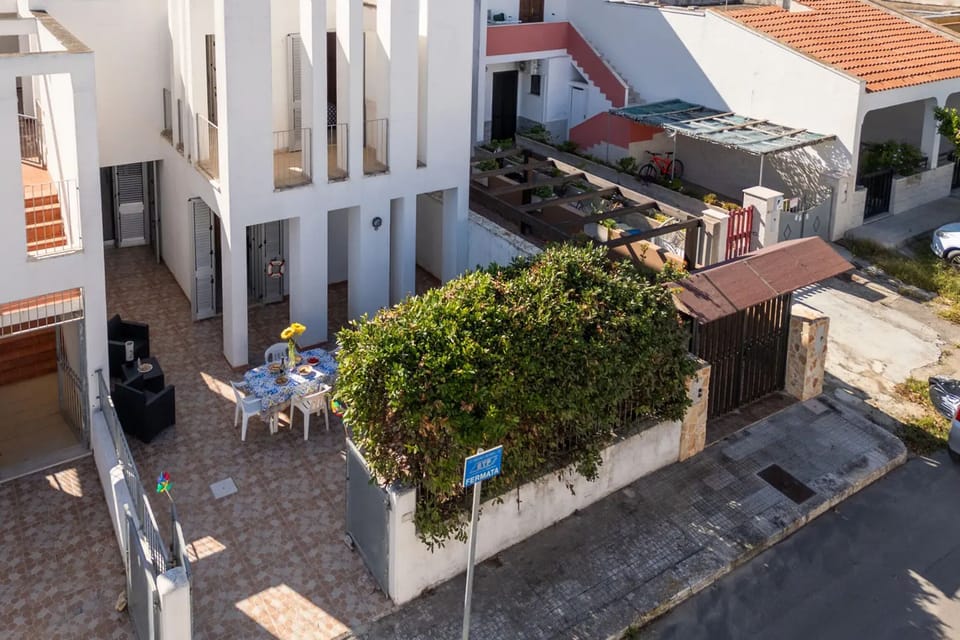House, 2 Bedrooms, Smoking, Garden View | Outdoor dining