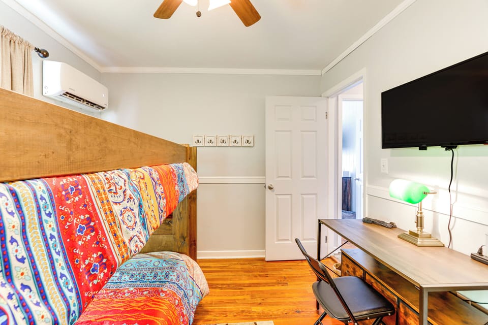 Cottage (2 Bedrooms) | Interior