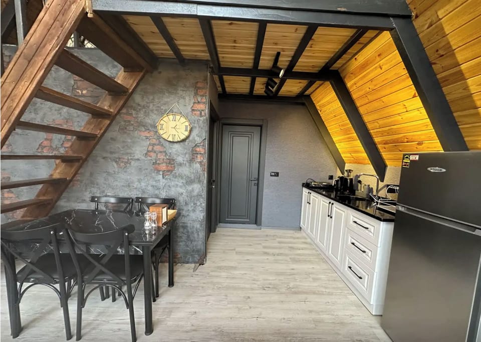 Deluxe Bungalow | 2 bedrooms, premium bedding, minibar, desk