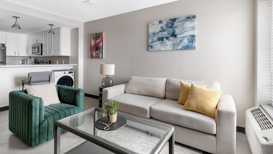 Apartment, 1 Bedroom | Living room | 50-inch TV with digital channels, table tennis