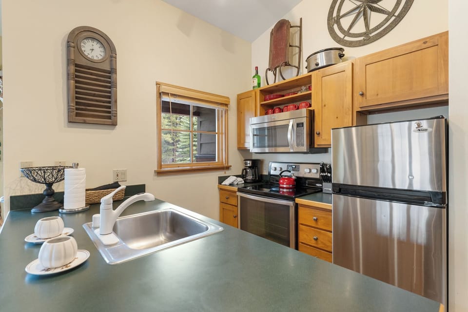 Condo (1 Bedroom) | Property amenity