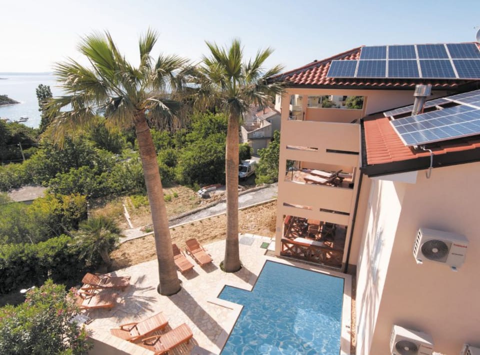 House (Holiday Home Boni) | Exterior