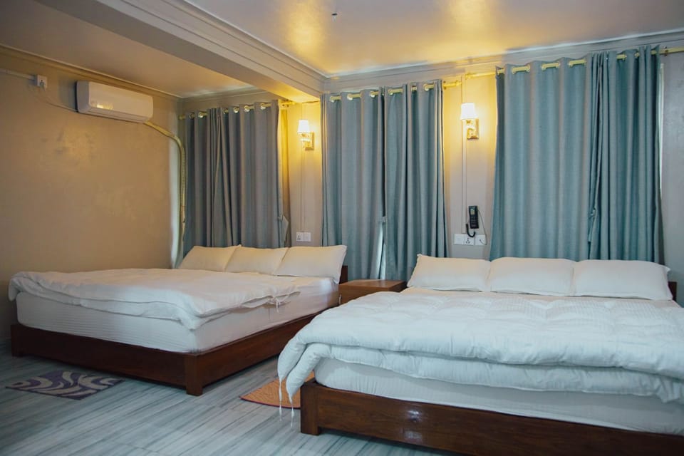 Comfort Double Room, Mountain View | Free WiFi