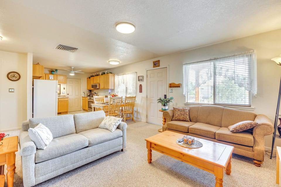 House (2 Bedrooms) | Interior