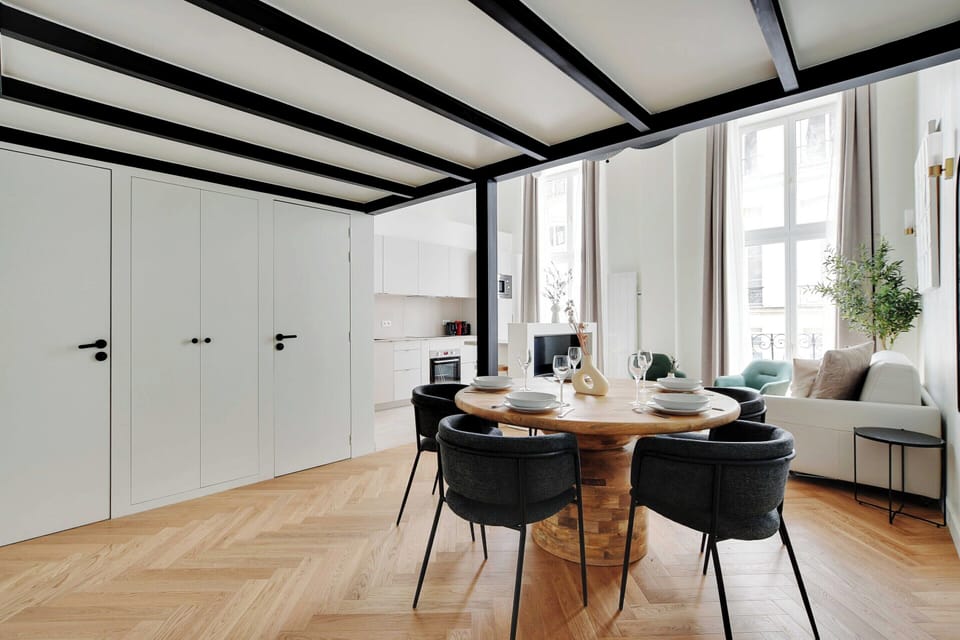 Apartment | Dining