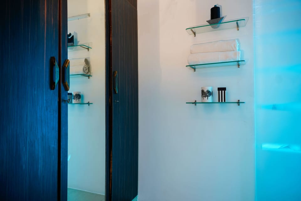 Villa | 5 bedrooms, soundproofing, iron/ironing board