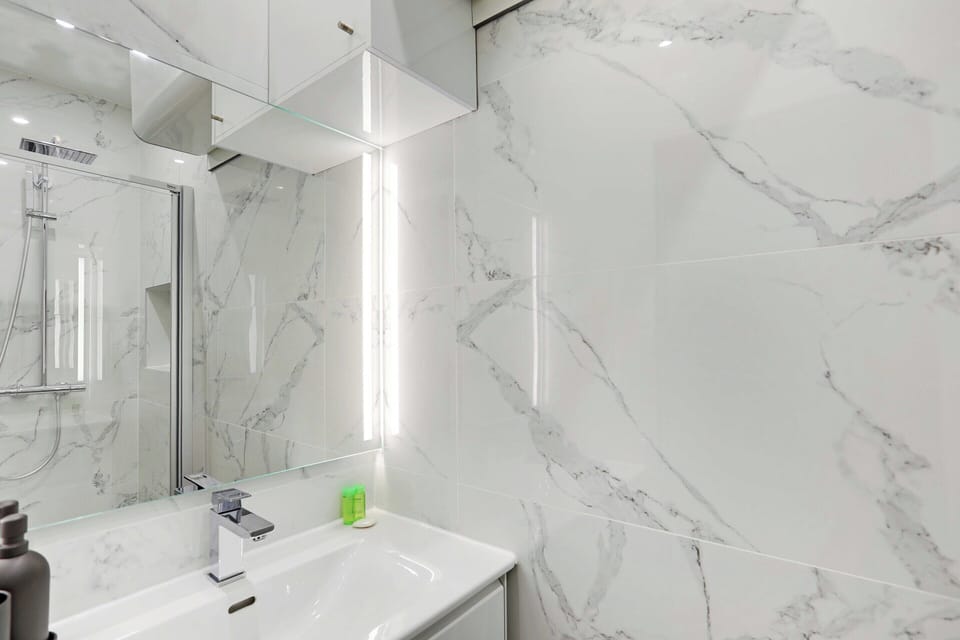 Apartment | Bathroom | Towels