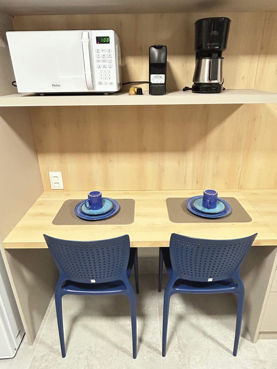 Apartment | 1 bedroom, laptop workspace, blackout drapes, iron/ironing board