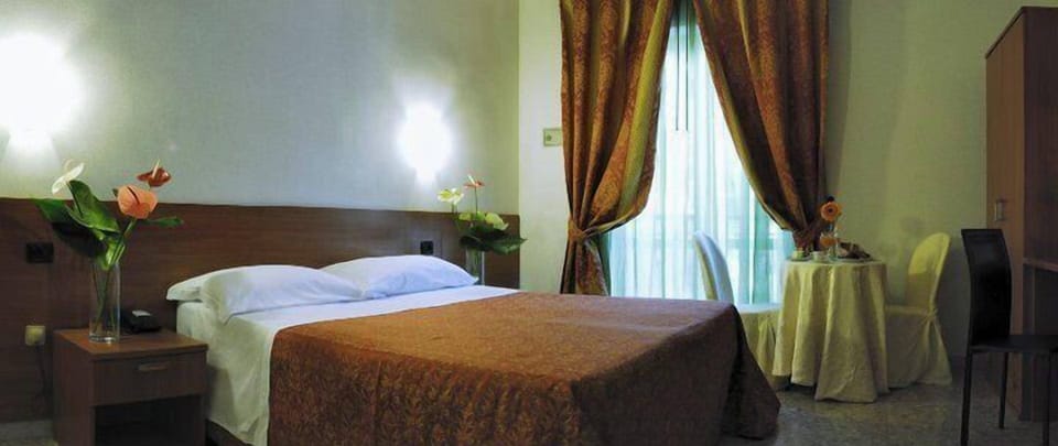 Double or Twin Room, Balcony | In-room safe, free WiFi