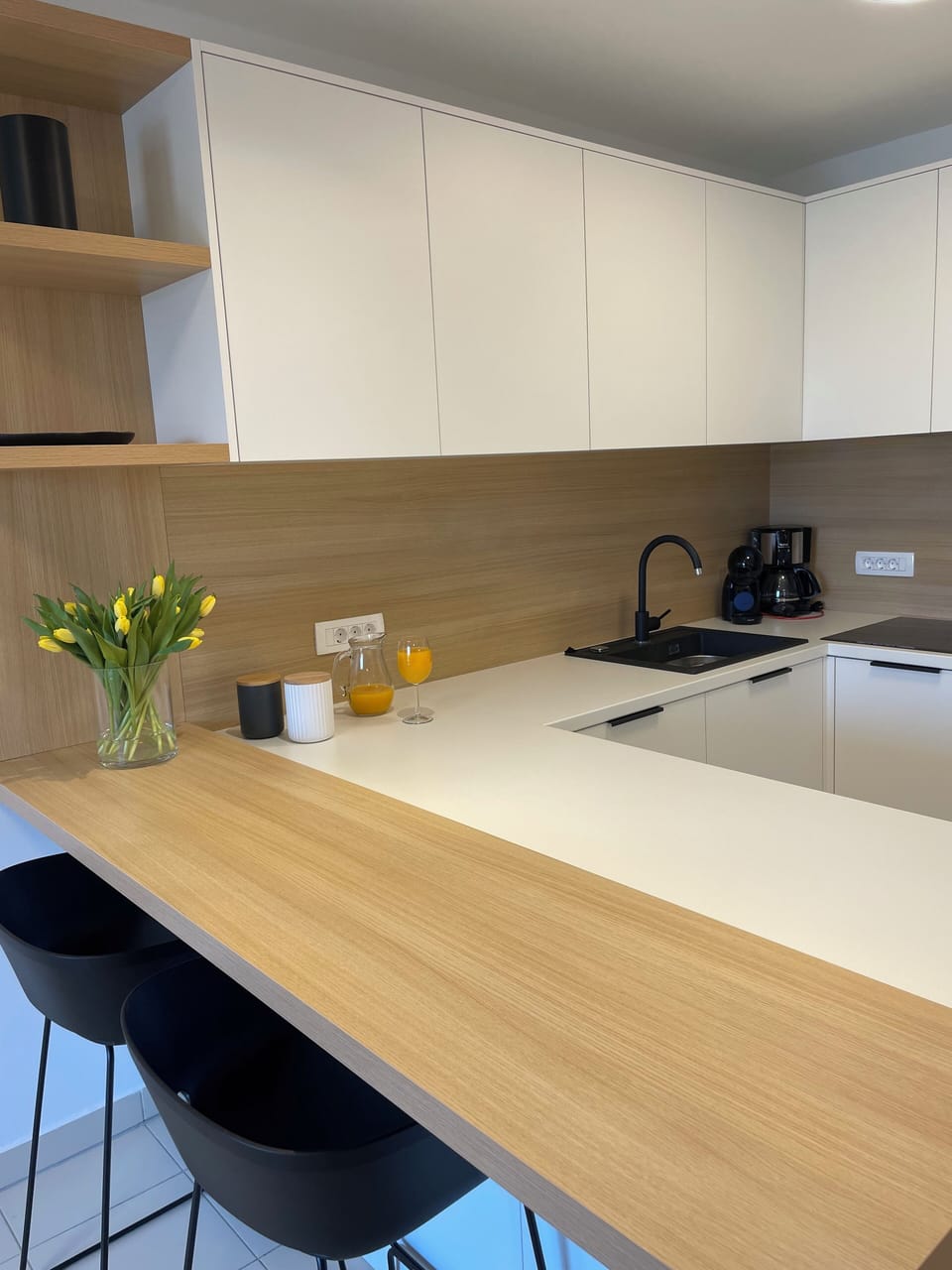 Premium Apartment, 1 Bedroom, Balcony, Sea View | Private kitchen