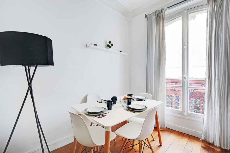 Apartment | Dining