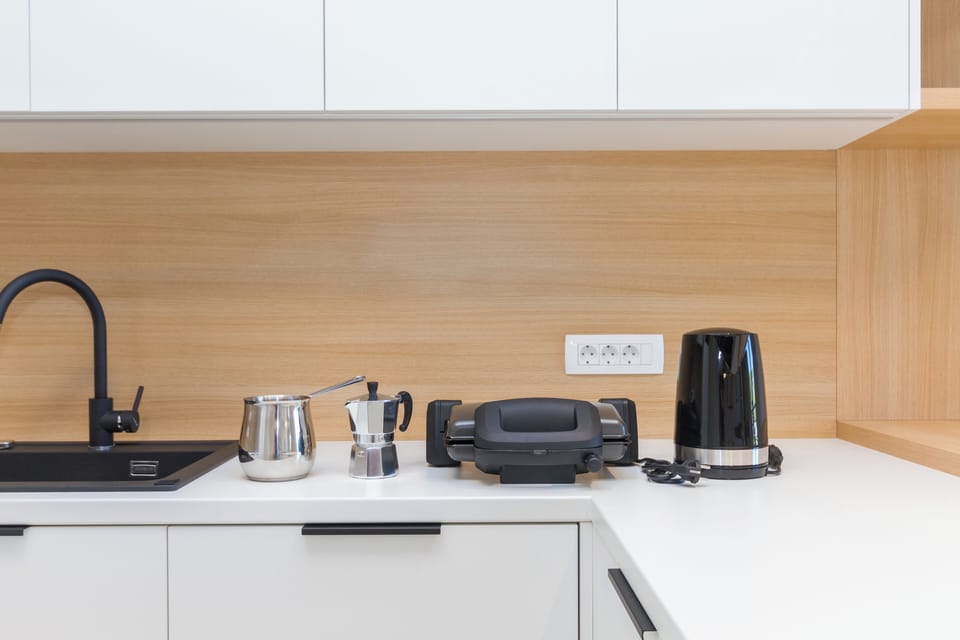 Premium Apartment, 1 Bedroom, Sea View | Private kitchen