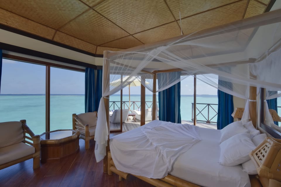 Bungalow, Overwater | Egyptian cotton sheets, premium bedding, minibar, in-room safe