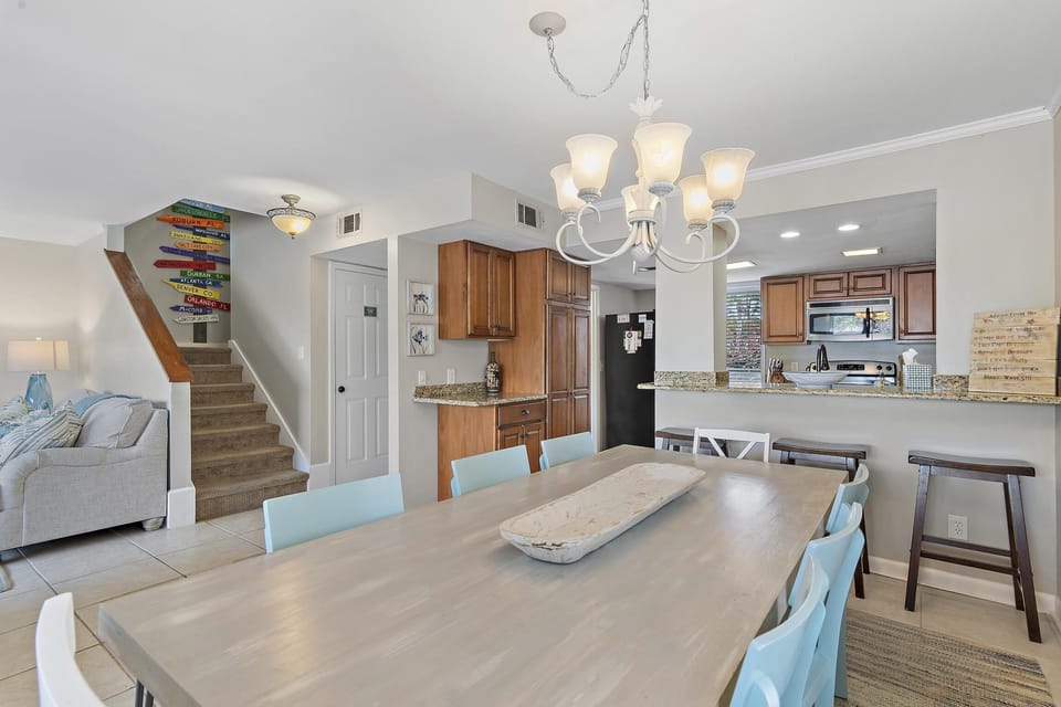 House, Multiple Beds (Sandpiper Shores) | Dining