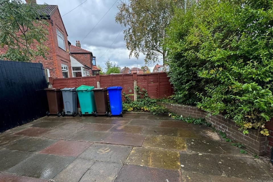 House | Property grounds