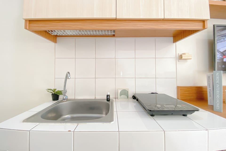 Deluxe Studio | Private kitchen | Fridge, stovetop, rice cooker