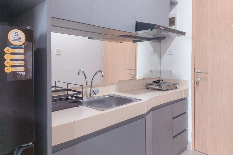 Deluxe Studio | Private kitchen | Fridge, stovetop, rice cooker