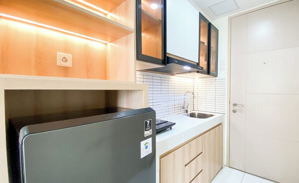 Deluxe Studio | Private kitchen | Fridge, stovetop, rice cooker