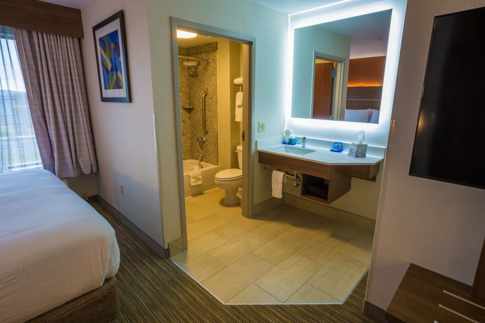 In-room safe, desk, iron/ironing board, free cribs/infant beds