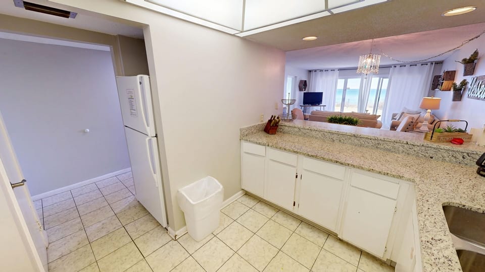 Condo, 2 Bedrooms | Private kitchen | Coffee/tea maker, fridge, oven, toaster