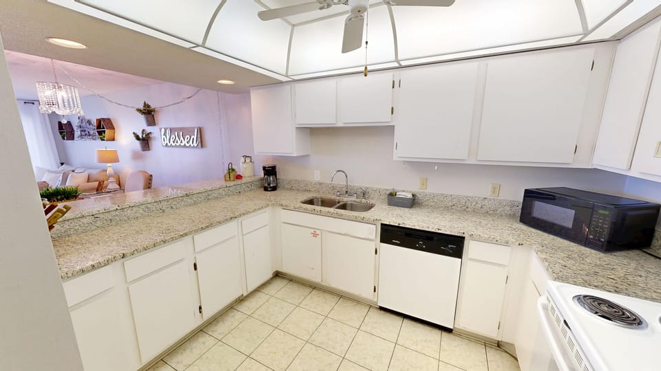 Condo, 2 Bedrooms | Private kitchen | Coffee/tea maker, fridge, oven, toaster