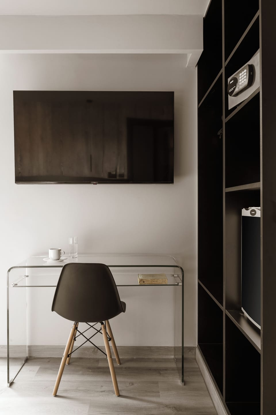 Minibar, in-room safe, desk, blackout drapes