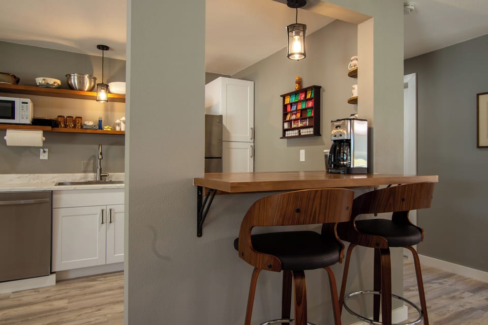 Family House | In-room dining