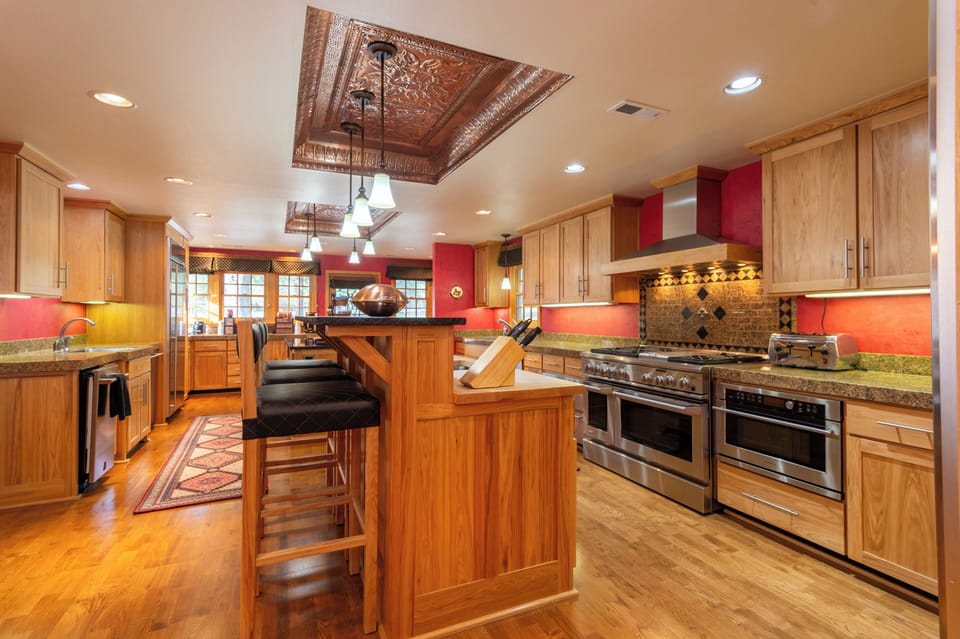Luxury Cabin, Lake View, Lakeside | Private kitchen | Full-size fridge, microwave, oven, stovetop