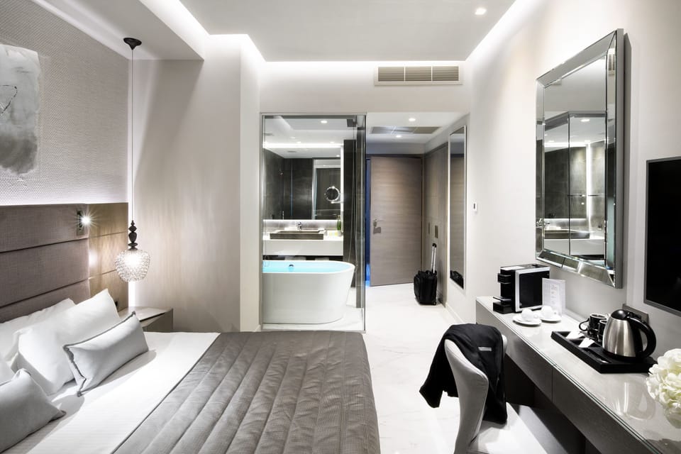 1 bedroom, in-room safe, desk, laptop workspace