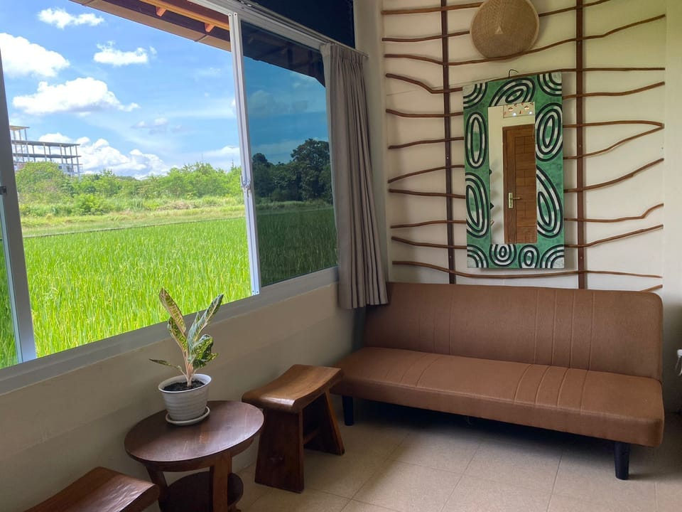 Comfort Studio, 1 Bedroom, Garden View | Living area