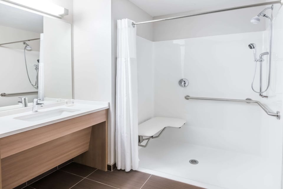 Free toiletries, hair dryer, towels