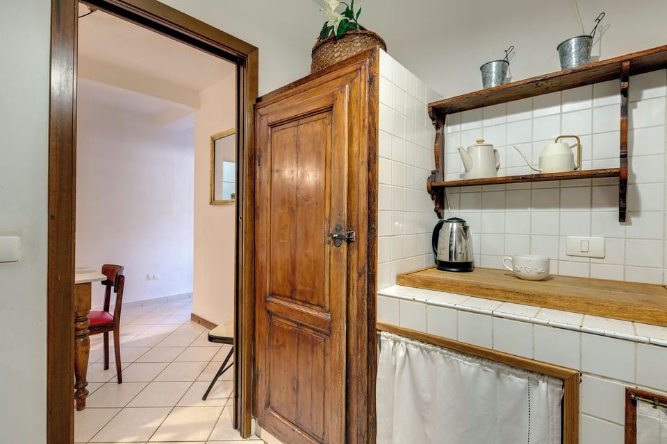 Apartment, 3 Bedrooms | Private kitchen | Electric kettle