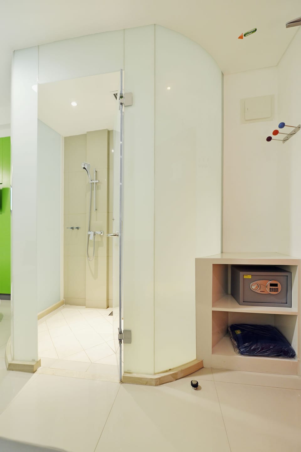In-room safe, desk, free WiFi, bed sheets