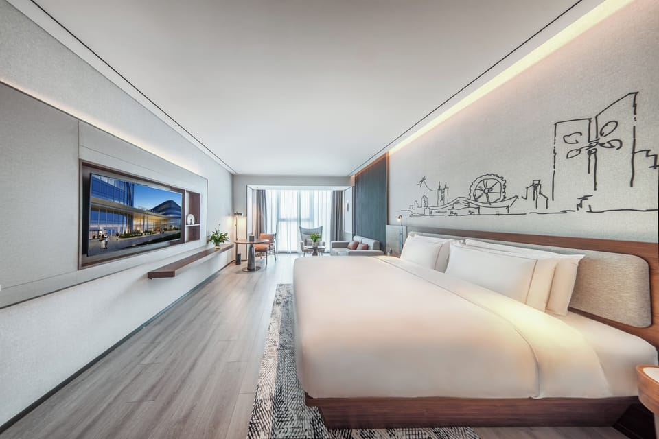 Comfort Double Room | Down comforters, in-room safe, WiFi (free), bed sheets
