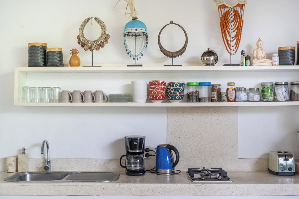 Villa, 3 Bedrooms, Pool View | Private kitchen | Fridge, microwave, stovetop, coffee/tea maker