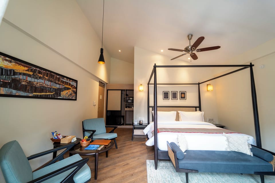 Premium Room with balcony and Mountain View | Premium bedding, in-room safe, rollaway beds (surcharge), WiFi (free)