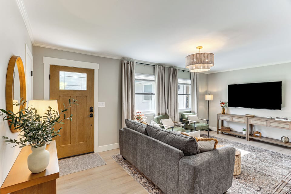 House (2 Bedrooms) | Interior