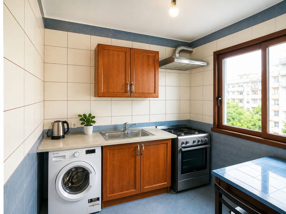 Comfort Studio, City View | Private kitchen | Full-size fridge, electric kettle