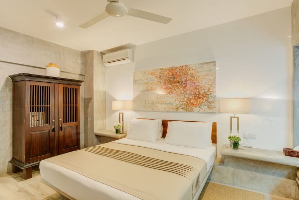 Classic King Room - Early Check-in & Late Check-out (on availability) | 13 bedrooms, in-room safe, iron/ironing board, free WiFi