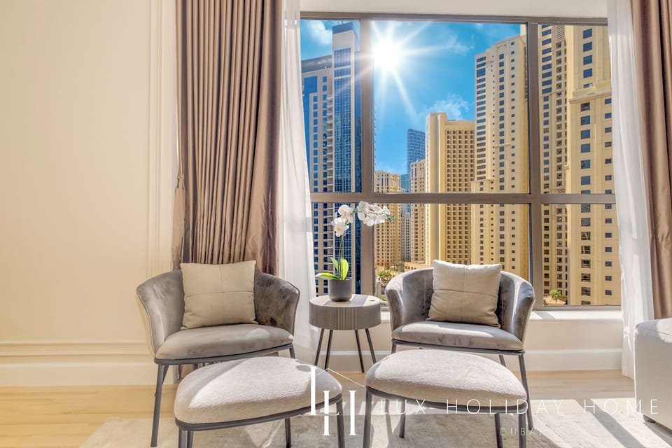 Apartment, Balcony, Marina View | Living area | Flat-screen TV