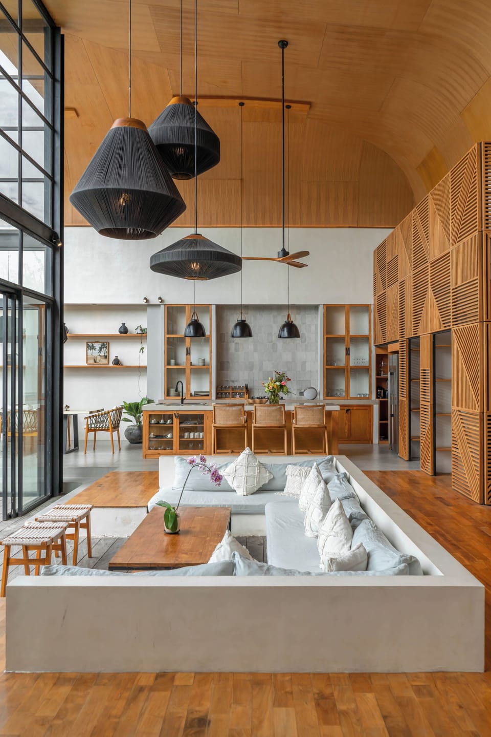 Luxury Villa | Living room | Flat-screen TV