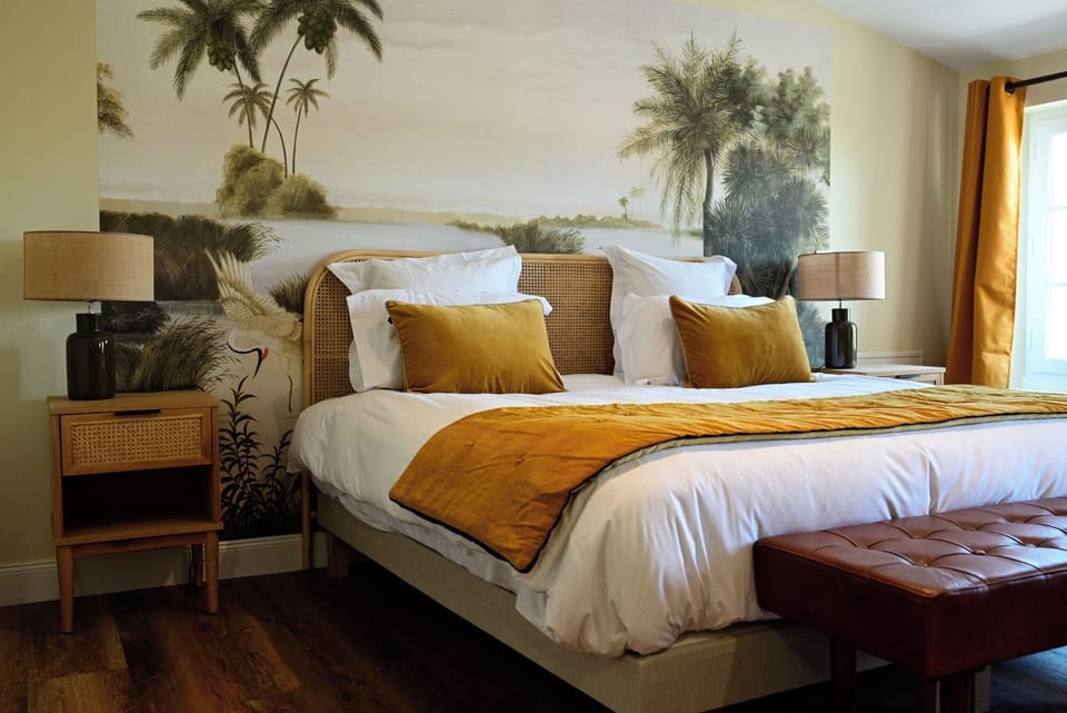 In-room safe, laptop workspace, free WiFi, bed sheets
