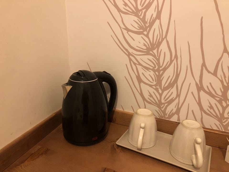 In-room safe, desk, blackout drapes, soundproofing