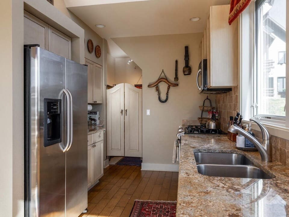 House, 3 Bedrooms | Private kitchen | Coffee/tea maker