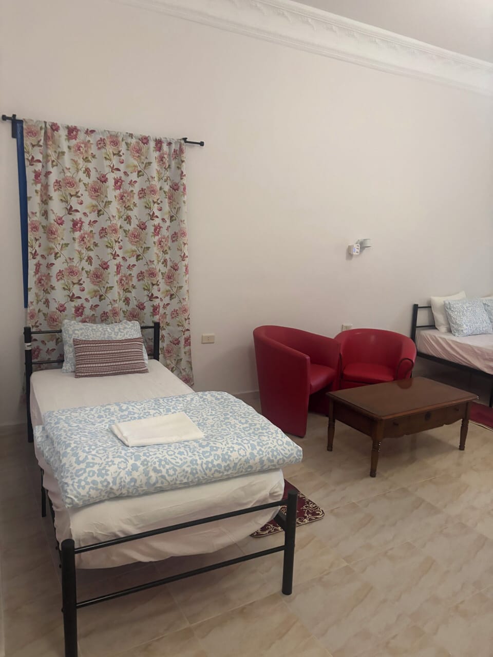 Classic Suite, Garden View | Individually decorated, individually furnished, desk, laptop workspace